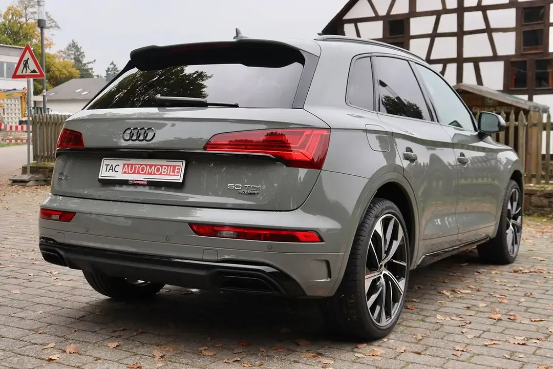 Audi Q5 S line Edition - Thumbnail 12