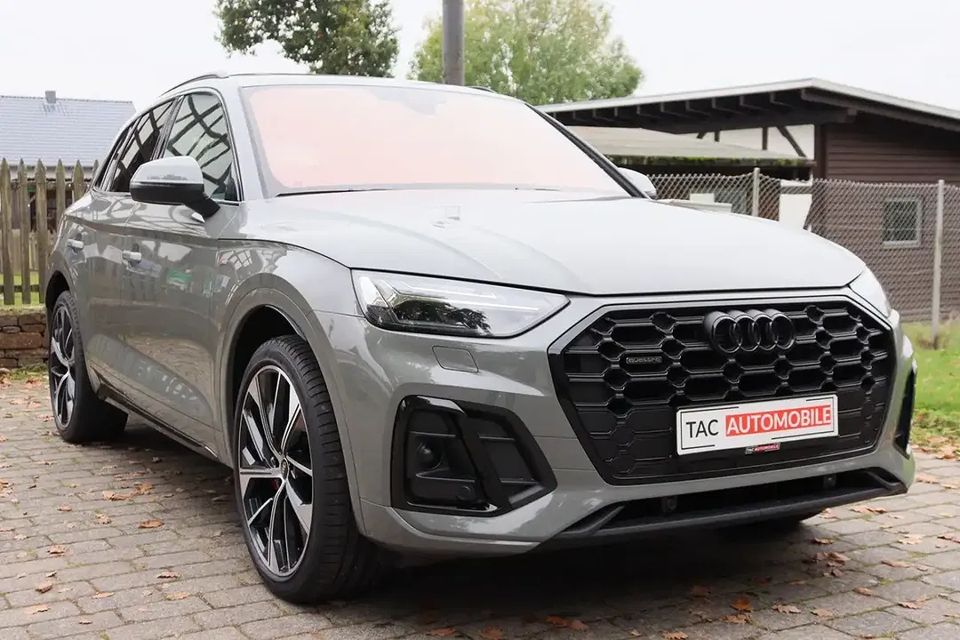 Audi Q5 S line Edition - Thumbnail 3