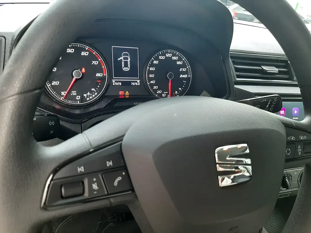 SEAT Ibiza - Thumbnail 13