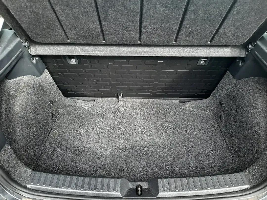 SEAT Ibiza - Thumbnail 8