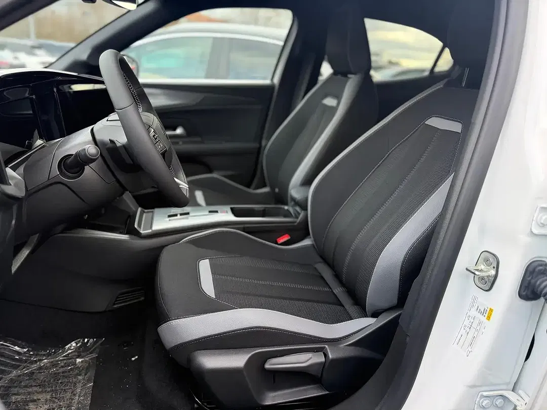 Opel Mokka Hybrid 1.2 Turbo GS - Thumbnail 8