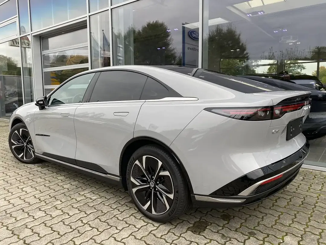 Mazda 6e EV Takumi - Thumbnail 3