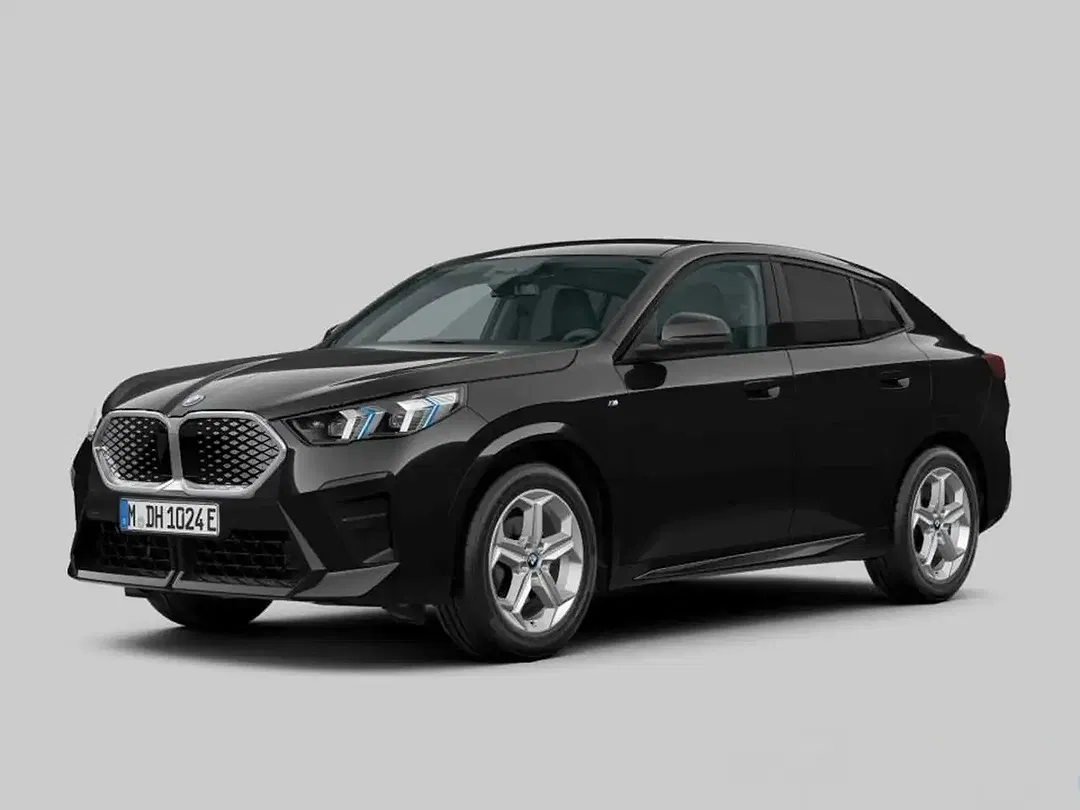 BMW iX2 eDrive M - foto 1