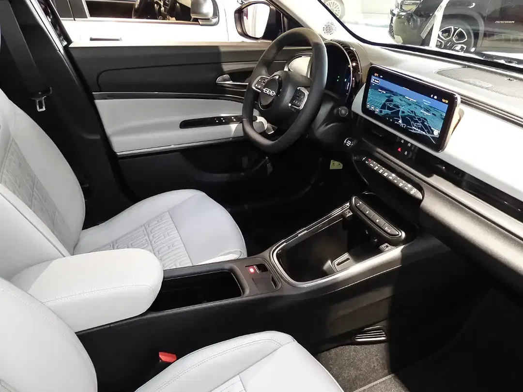Fiat 600 Hybrid DCT La Prima - Thumbnail 4