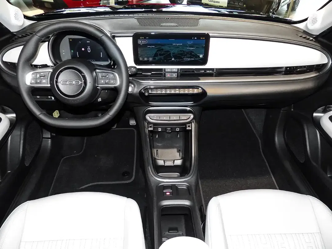 Fiat 600 Hybrid DCT La Prima - Thumbnail 6