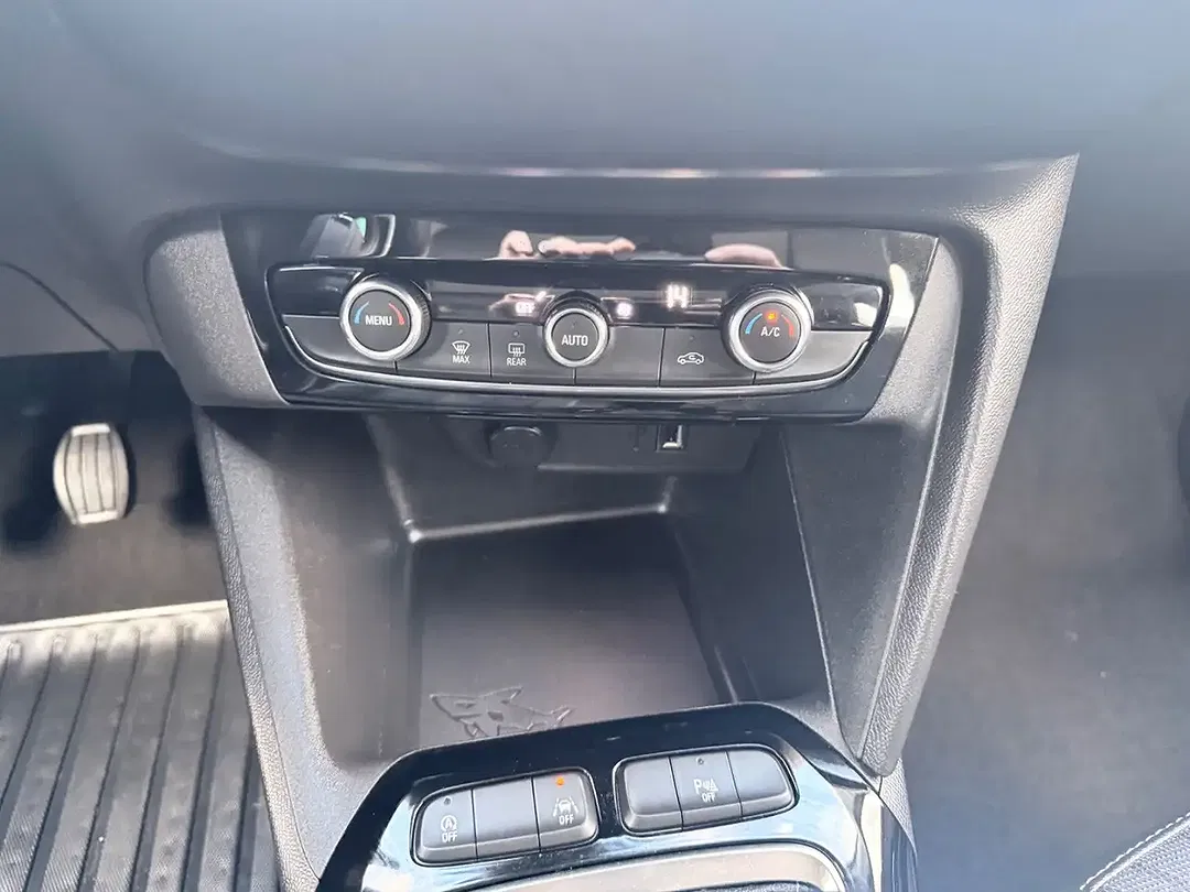 Opel Corsa Elegance - Thumbnail 14