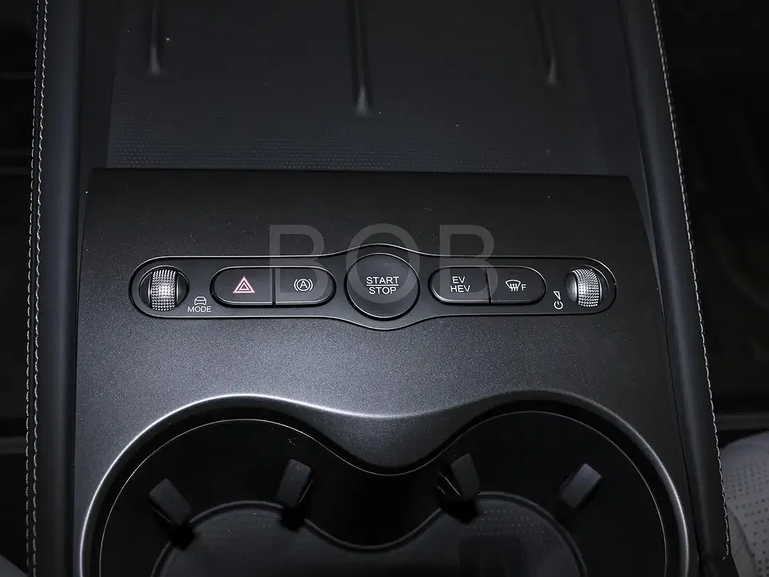BYD Seal 6 DM-i Touring Boost - Thumbnail 14