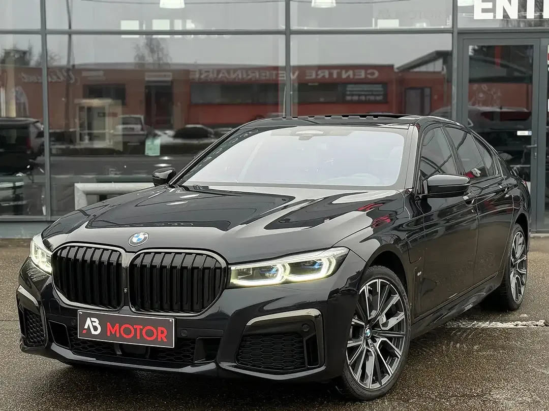 BMW 745 PHEV M - foto 2