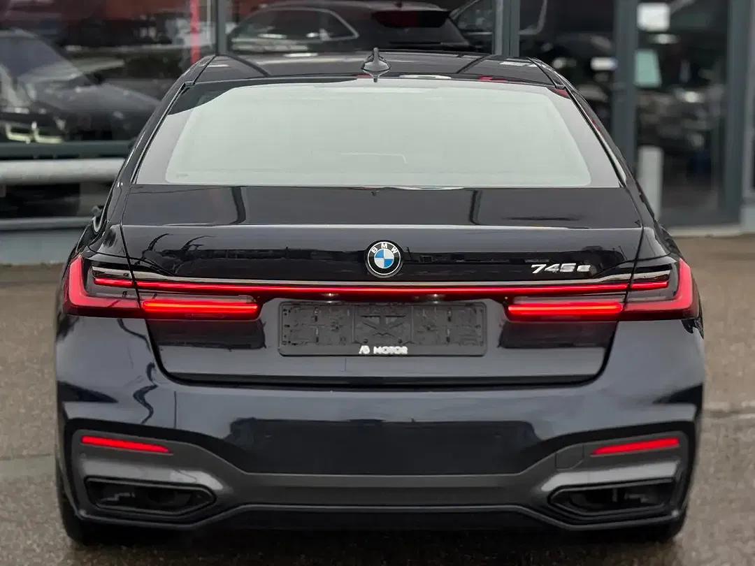 BMW 745 PHEV M - Thumbnail 4
