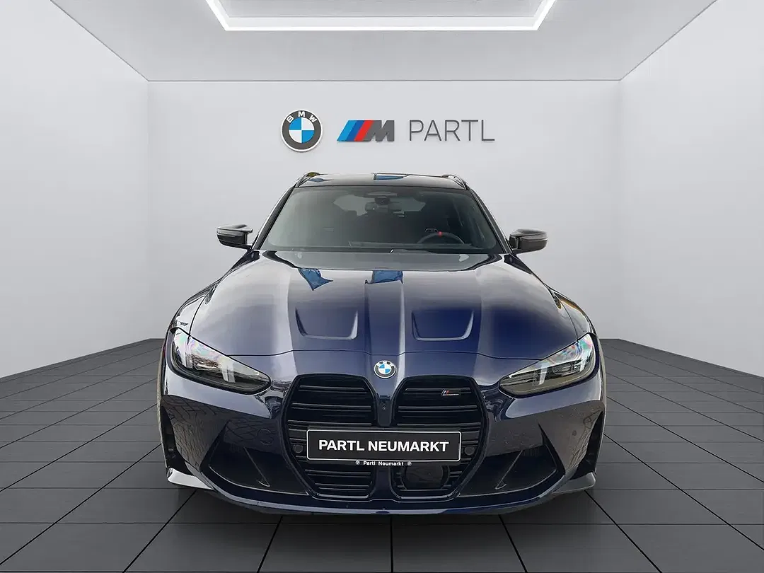 BMW M3 M xDrive Competition - Thumbnail 2