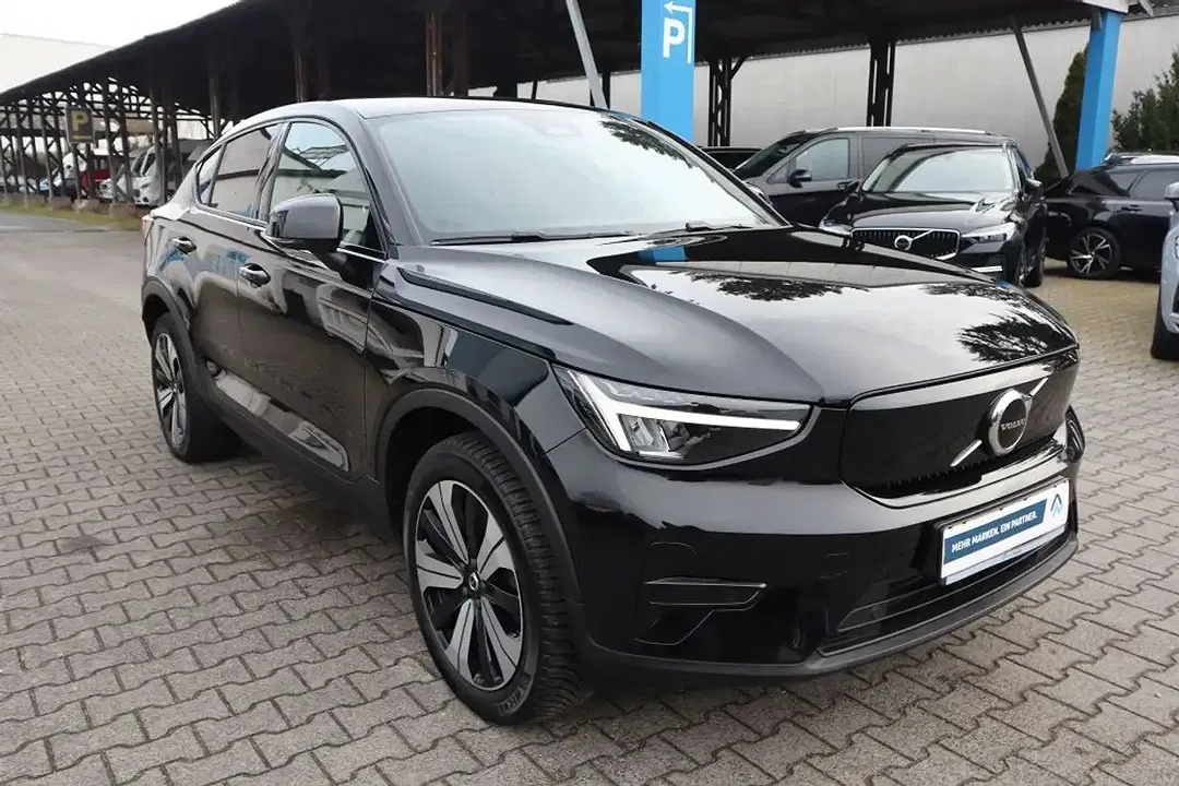 Volvo C40 AWD Recharge - Thumbnail 3