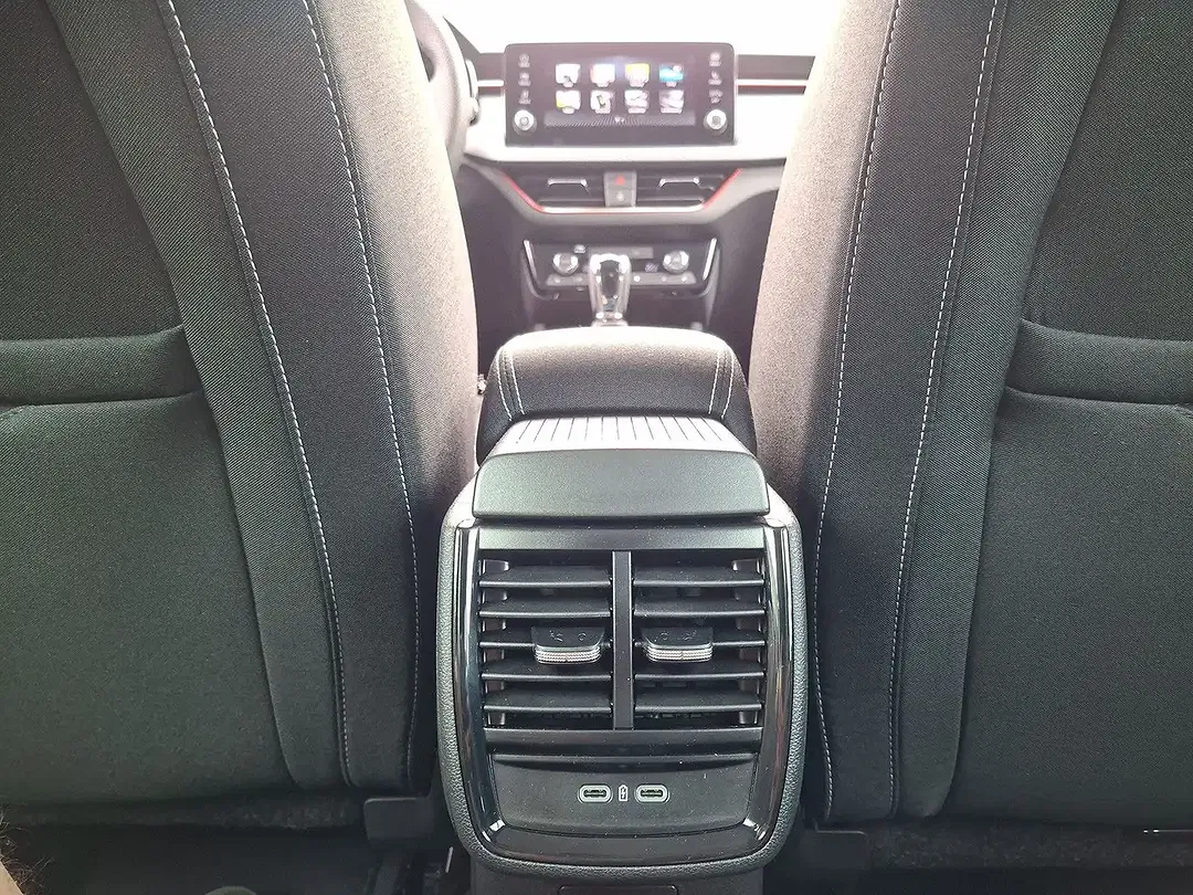 Skoda Kamiq 1.5 TSI Monte Carlo - Thumbnail 13