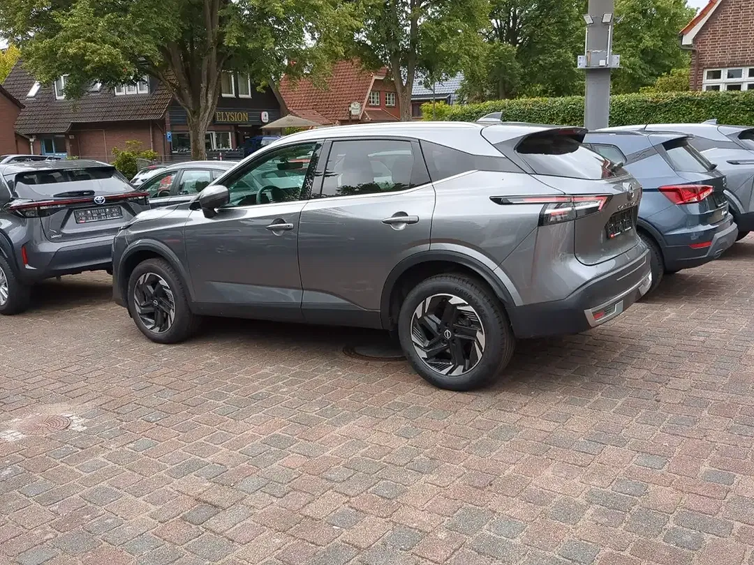 Nissan Qashqai 1.3 DIG-T MHEV AUT N-Connecta - Thumbnail 12
