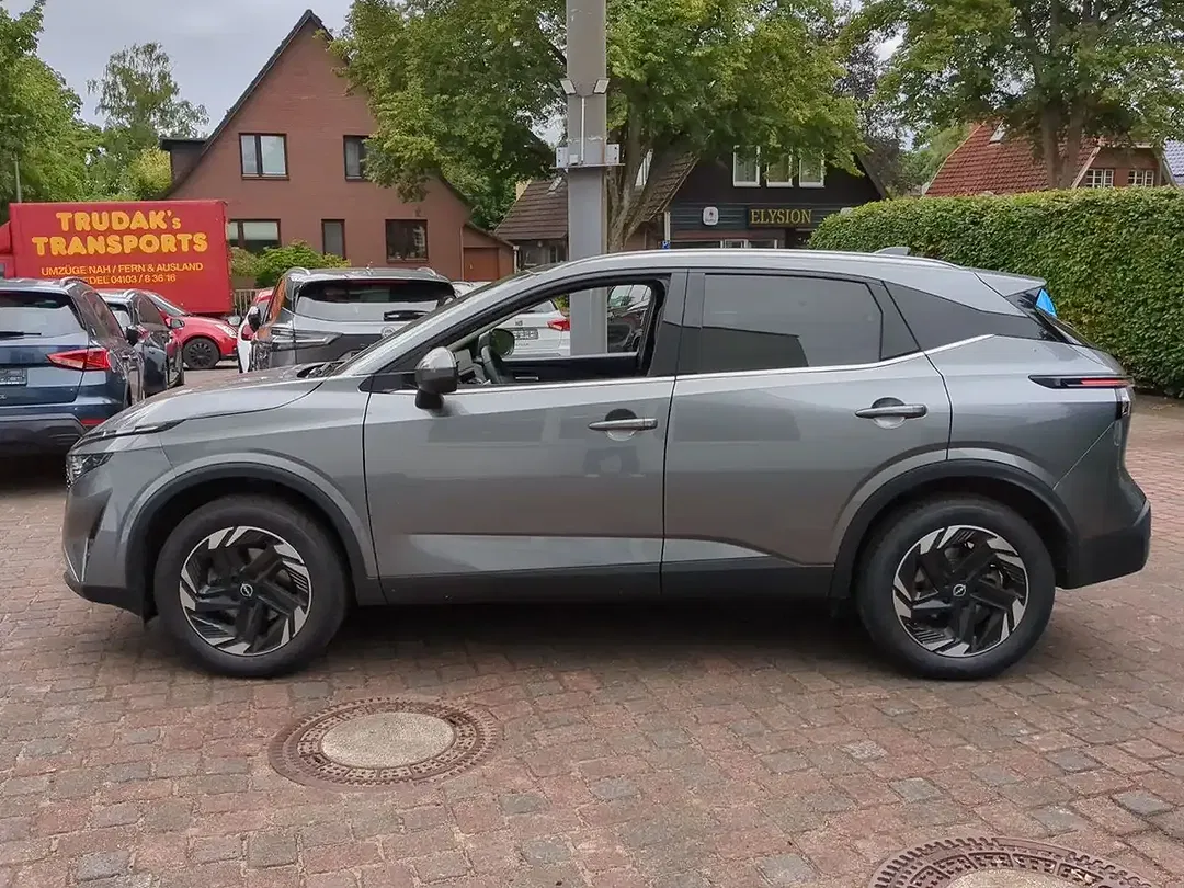 Nissan Qashqai 1.3 DIG-T MHEV AUT N-Connecta - Thumbnail 13