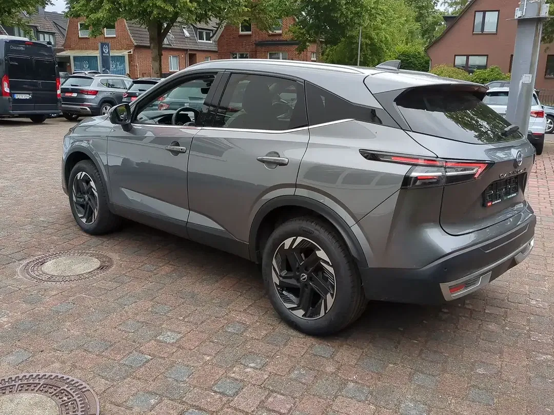 Nissan Qashqai 1.3 DIG-T MHEV AUT N-Connecta - Thumbnail 14