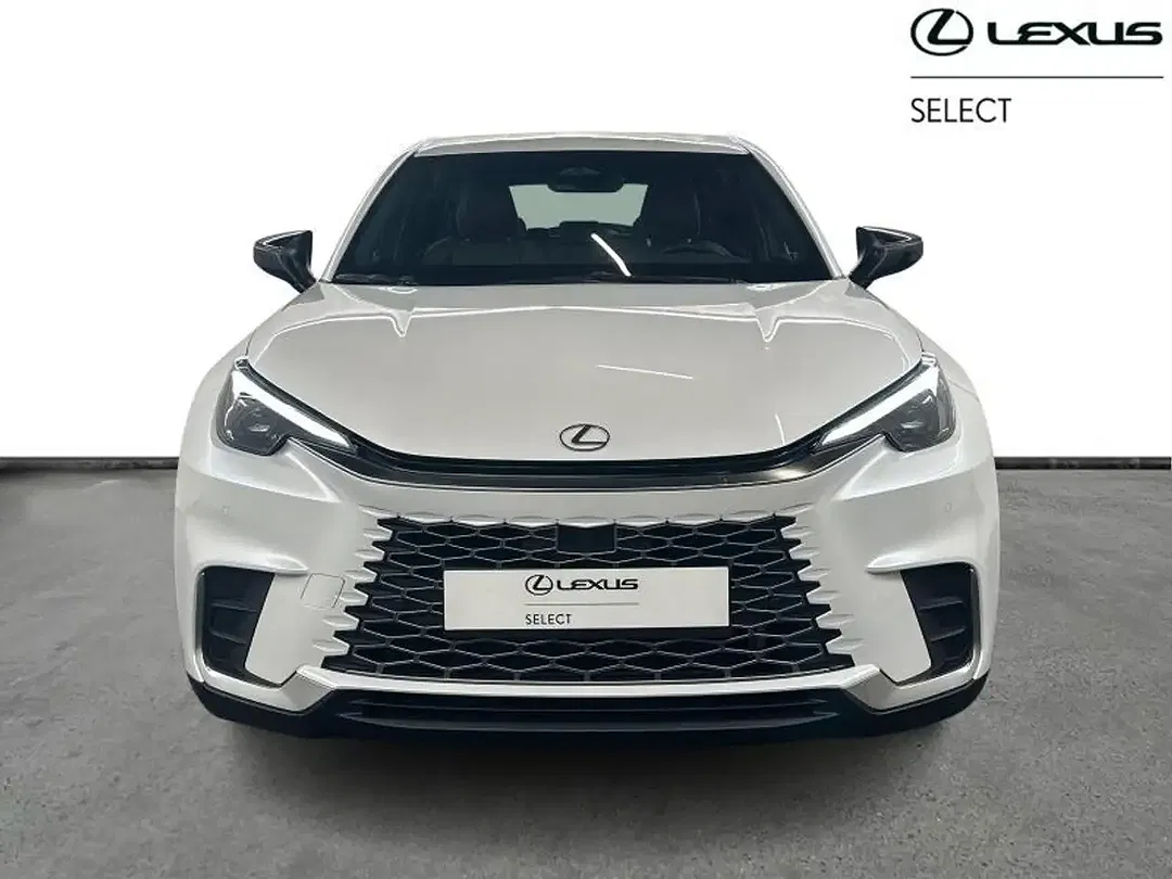 Lexus LBX Elegant - Thumbnail 5