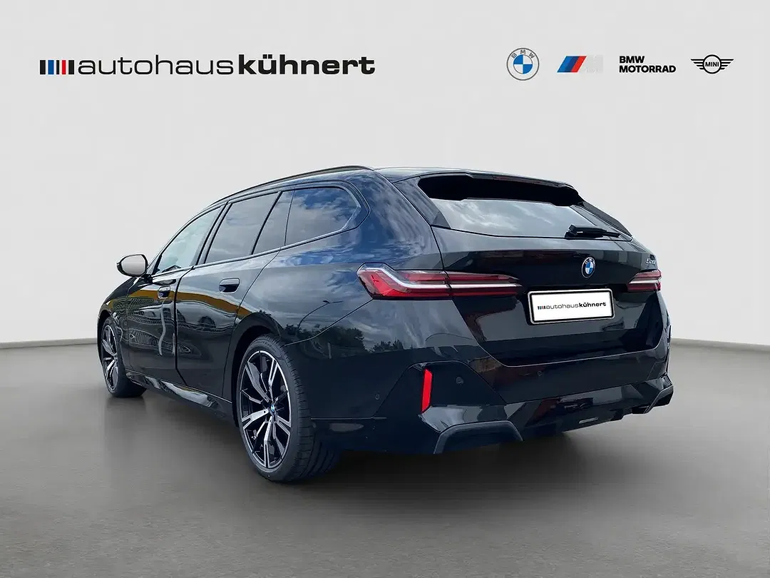 BMW 520 Touring M Sport - Thumbnail 4