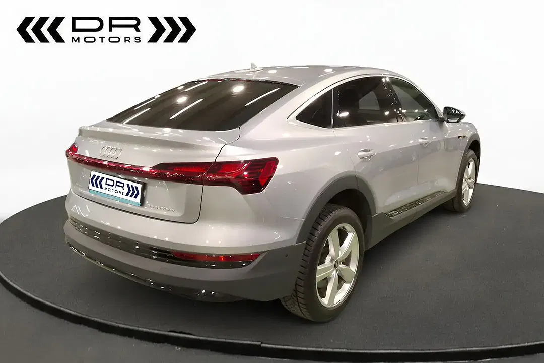 Audi e-tron 55 quattro - Thumbnail 4