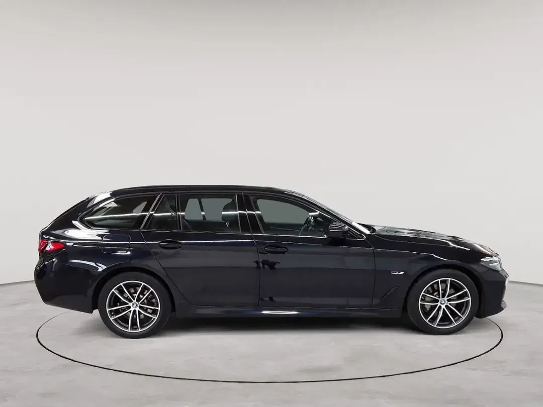 BMW 530 AUT Touring M Sport - Thumbnail 3