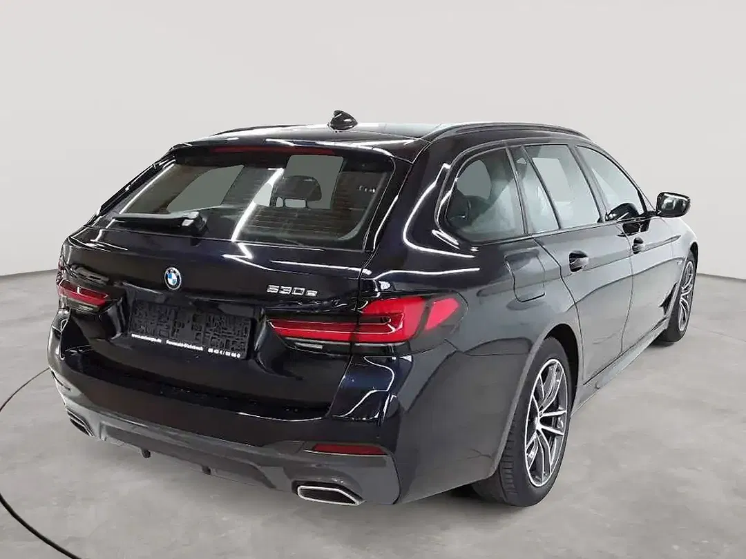 BMW 530 AUT Touring M Sport - Thumbnail 4