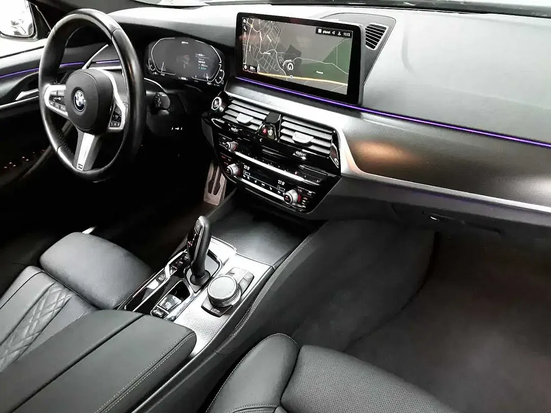 BMW 530 AUT Touring M Sport - Thumbnail 9