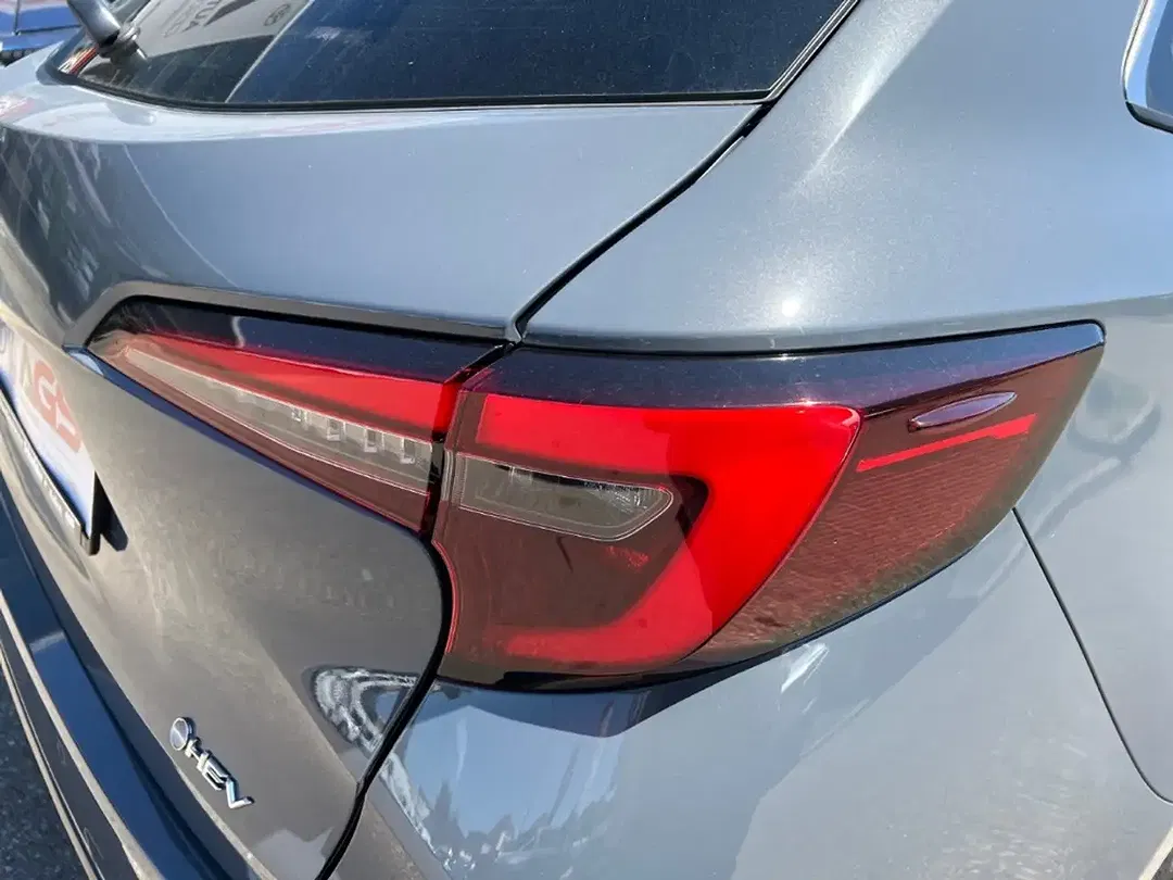 Toyota Corolla Hybrid Lounge - Thumbnail 11