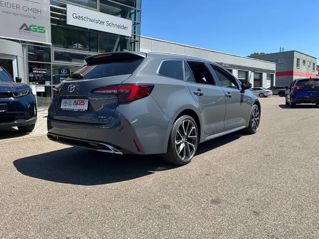 Toyota Corolla Hybrid Lounge - Thumbnail 4