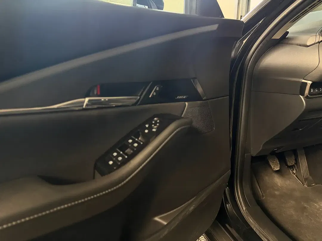 Mazda CX-30 - Thumbnail 9