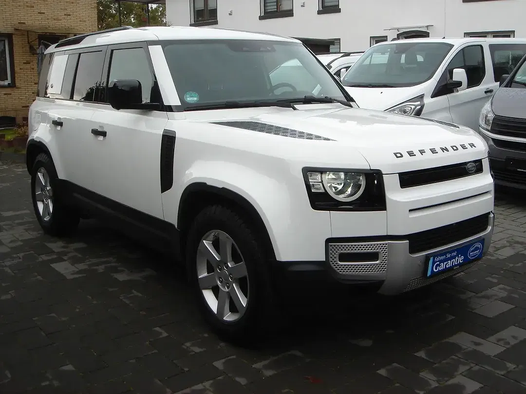 Land Rover Defender AUT 4x4 110 S - Thumbnail 3