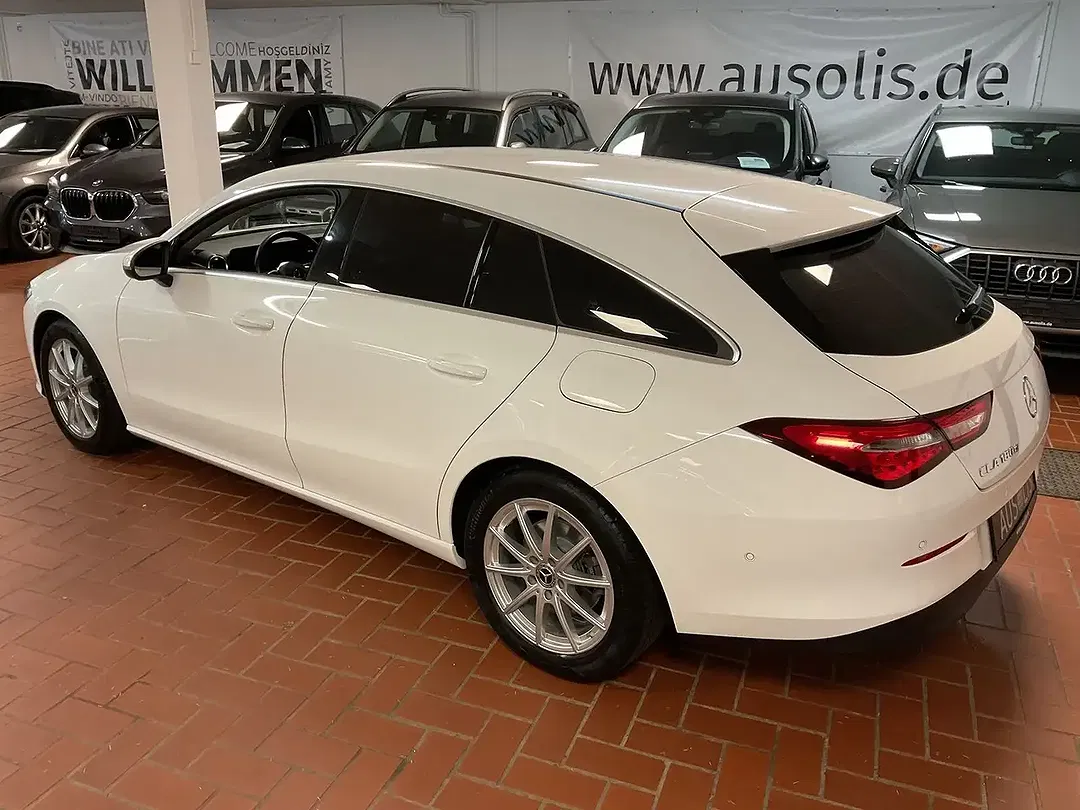 Mercedes-Benz CLA 180 - Thumbnail 5