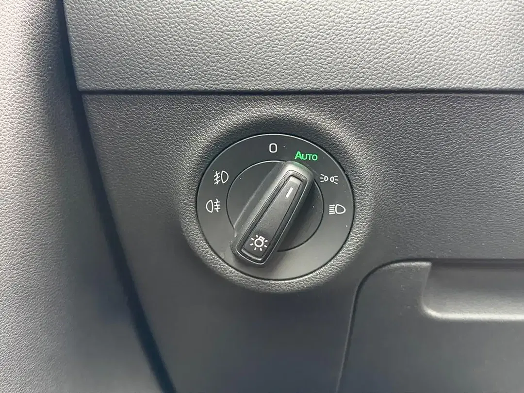Skoda Karoq 1.0 TSI Clever - Thumbnail 10