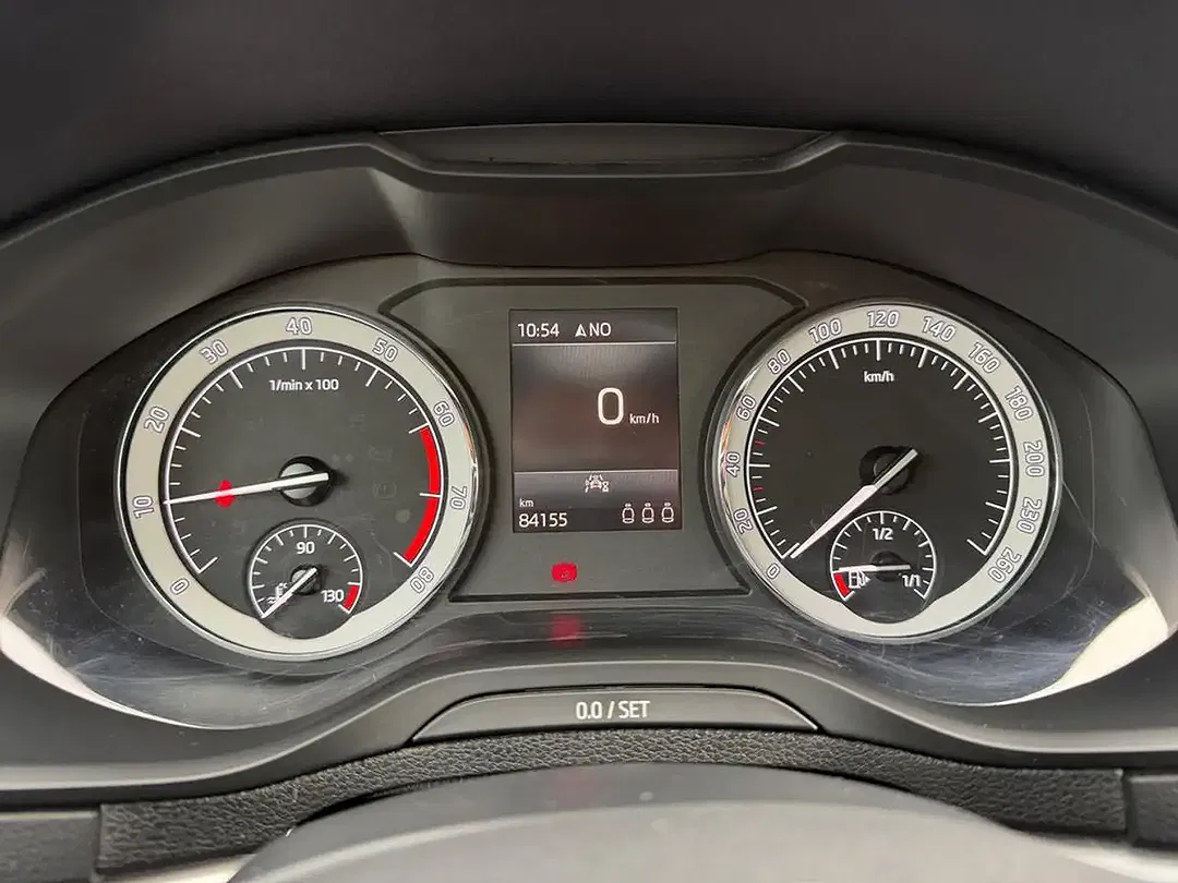 Skoda Karoq 1.0 TSI Clever - Thumbnail 14