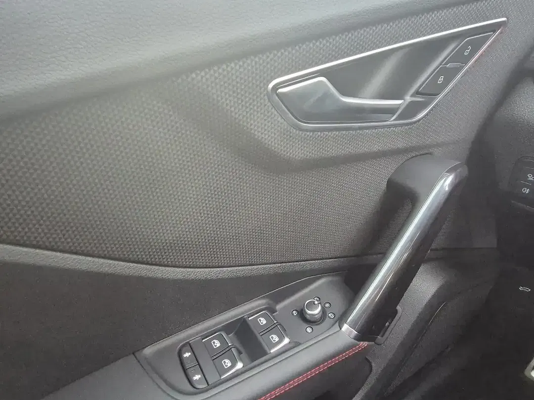 Audi Q2 35 TFSI S tronic S line - Thumbnail 12