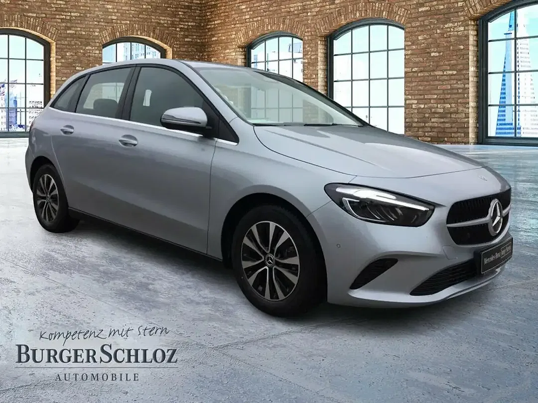 Mercedes-Benz B 180 - Thumbnail 3