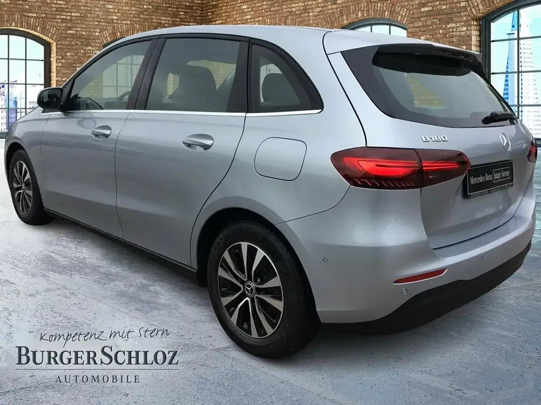 Mercedes-Benz B 180 - Thumbnail 7