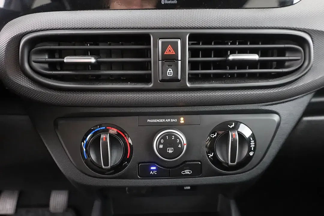 Hyundai i10 1.0 Edition 30+ - Thumbnail 11