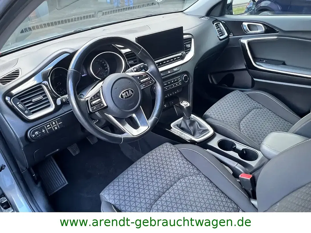 Kia Ceed SW / cee'd SW - Thumbnail 11