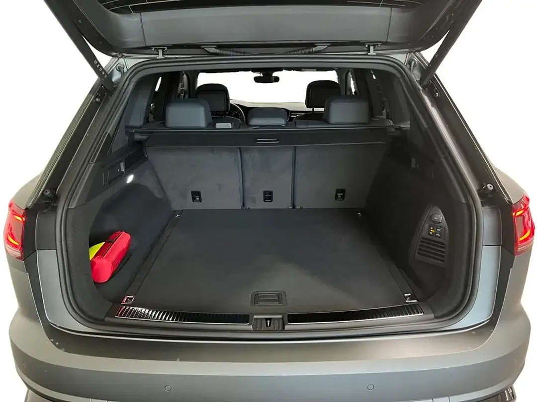 Volkswagen Touareg 3.0 TDI 4Motion R-Line Style - Thumbnail 12