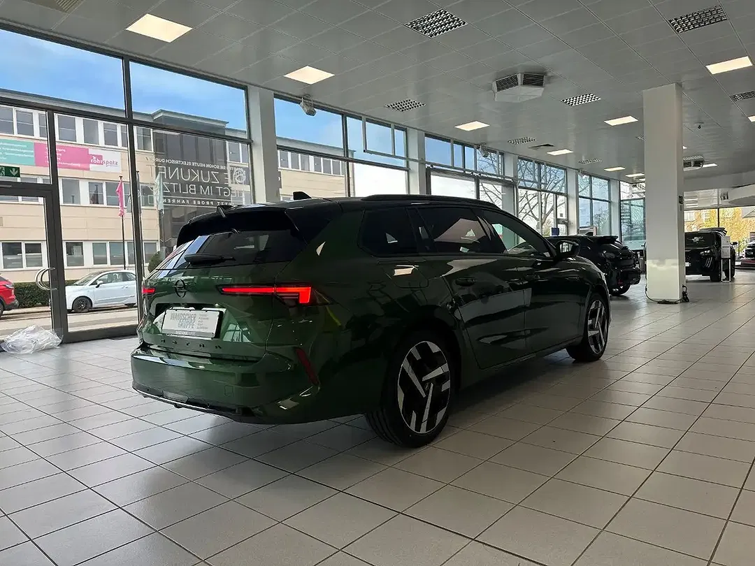 Opel Astra Ultimate - Thumbnail 5