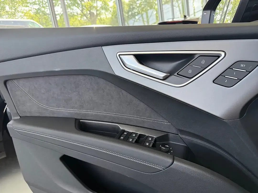 Audi Q4 e-tron AUT quattro - foto 13