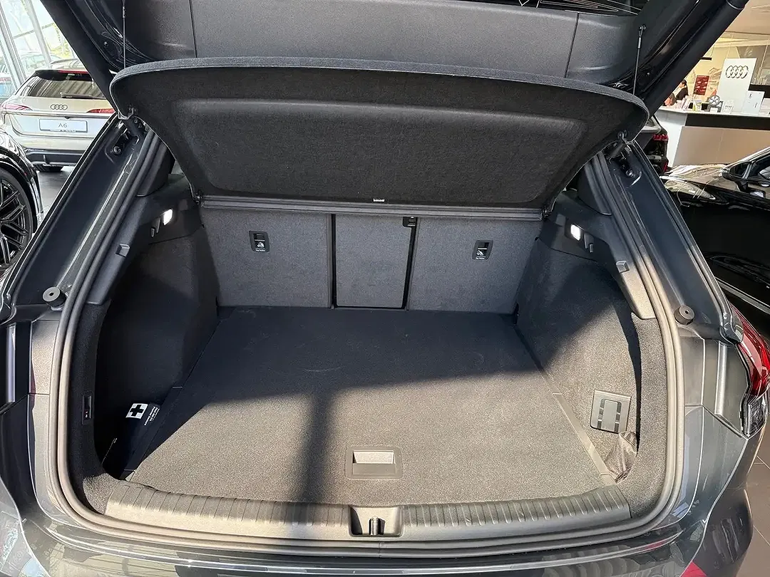 Audi Q4 e-tron AUT quattro - Thumbnail 7