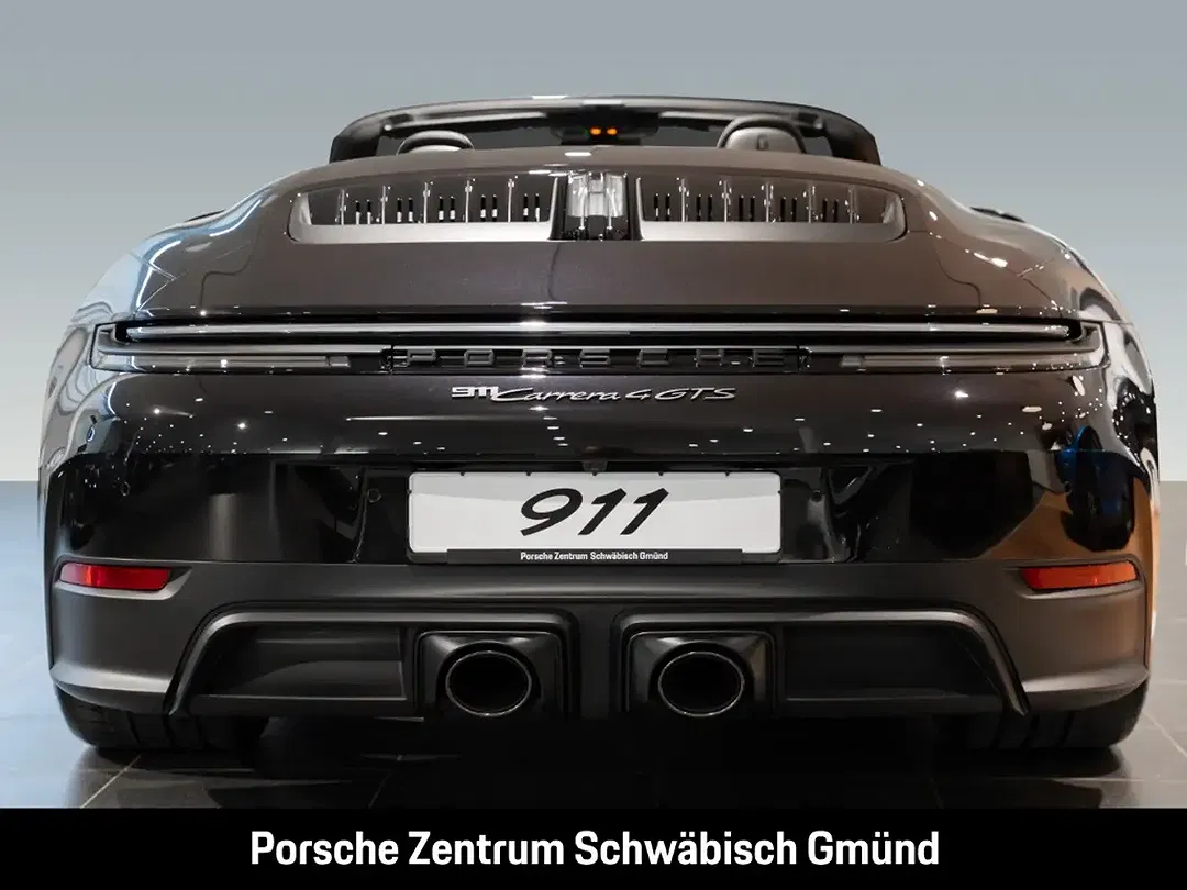 Porsche 992 Carrera 4 GTS Cabriolet - Thumbnail 10
