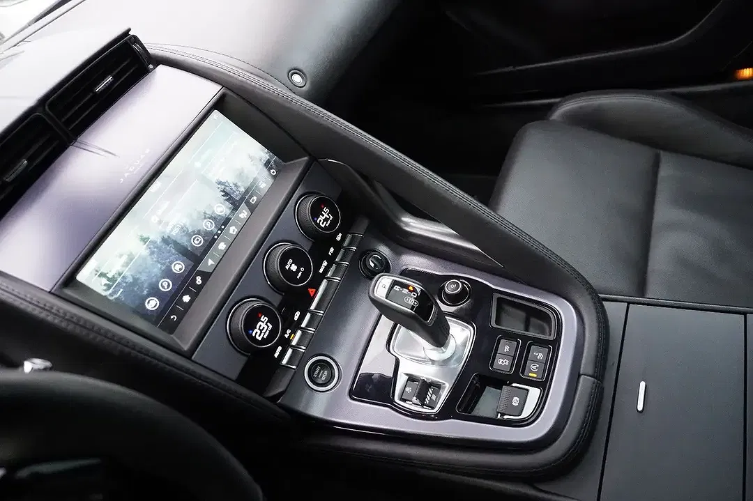 Jaguar F-Type Coupe R-Dynamic Sport - Thumbnail 11