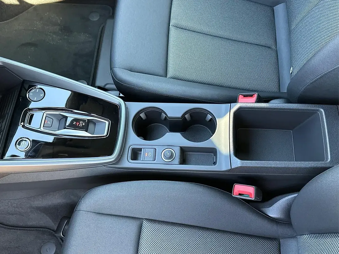 Audi A3 35 Sportback Base - Thumbnail 12