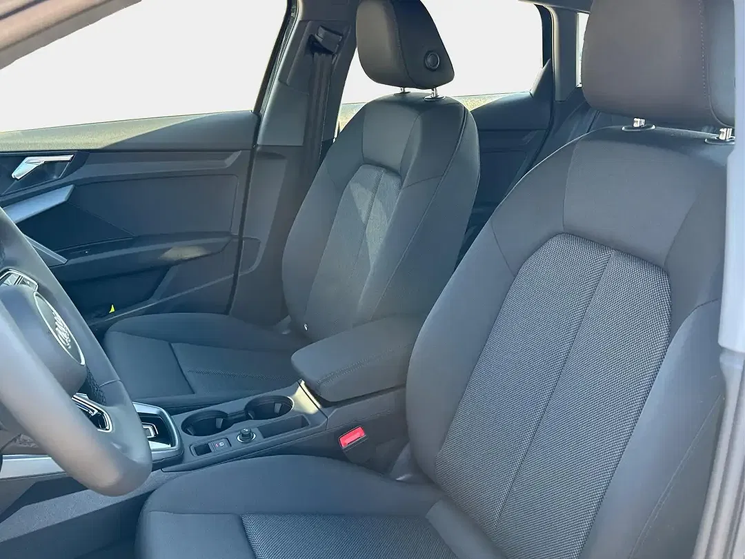 Audi A3 35 Sportback Base - Thumbnail 13