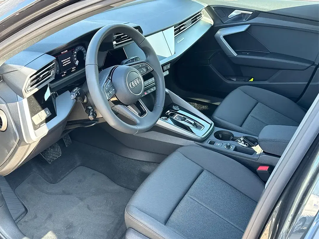 Audi A3 35 Sportback Base - Thumbnail 8