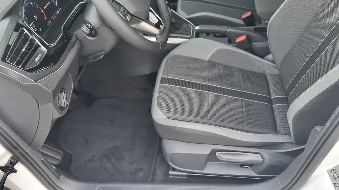 Volkswagen Polo DSG Style - Thumbnail 10