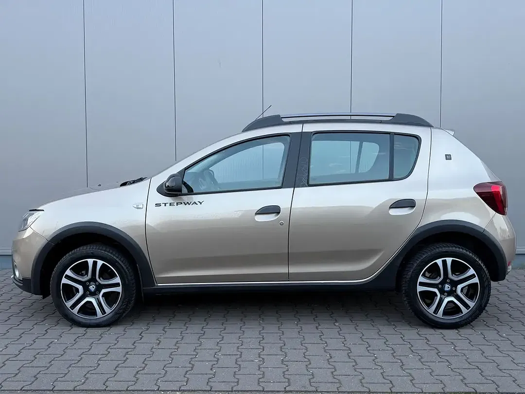Dacia Sandero EDC Stepway - Thumbnail 6
