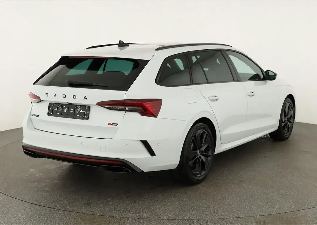 Skoda Octavia 2.0 TSI DSG vRS Combi - Thumbnail 3
