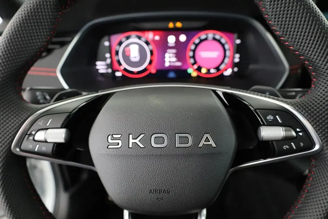 Skoda Octavia 2.0 TSI DSG vRS Combi - Thumbnail 7